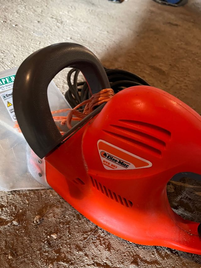 Corta setos Oleo-Mac