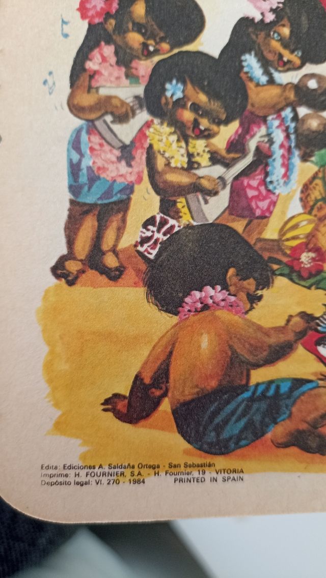 Cuentos antiguos sin estrenar de librería antigua.