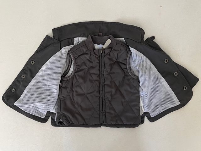 Chaqueta con chaleco y pantalón