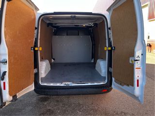 ALQUILER FURGONETA 6M³