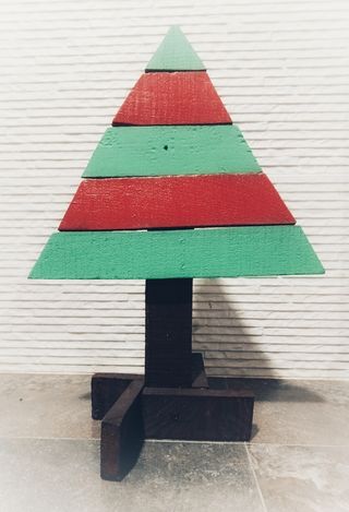 Árvore de Natal em madeira