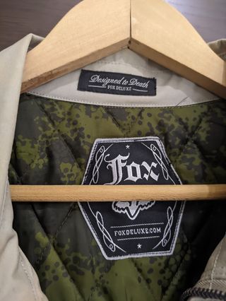 CAZADORA FOX