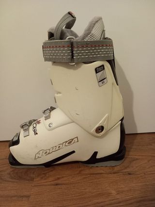Botas de esquiar.