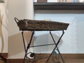 mesa auxiliar mini bar