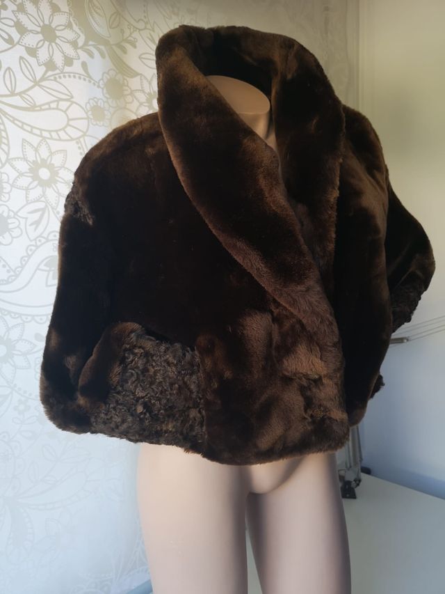 Chaquetón piel natural color marron y negro