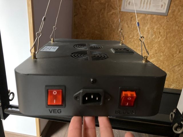 Lámpara cultivo de interior