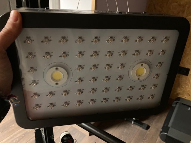 Lámpara cultivo de interior