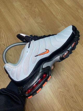 Nike Air Max Plus de segunda mano por 120 EUR en Madrid en WALLAPOP