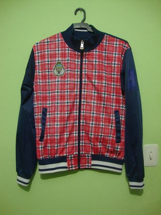 Chaqueta marca KNO Selección talla L