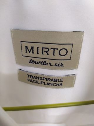 Traje de Novio Color Negro.