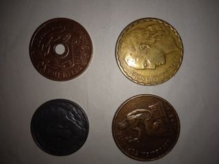 cuatro monedas de 5/25/50/y 1 peseta de la republi