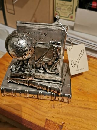 Escultura Arriaza baño plata