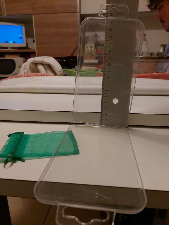 custodie in plastica trasparente sottili