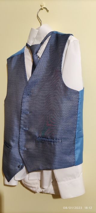 Traje de comunión niño. 