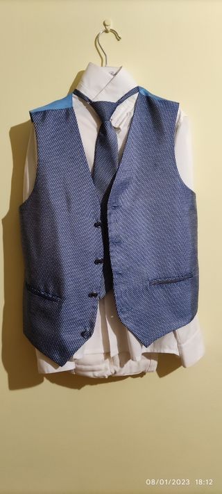 Traje de comunión niño. 