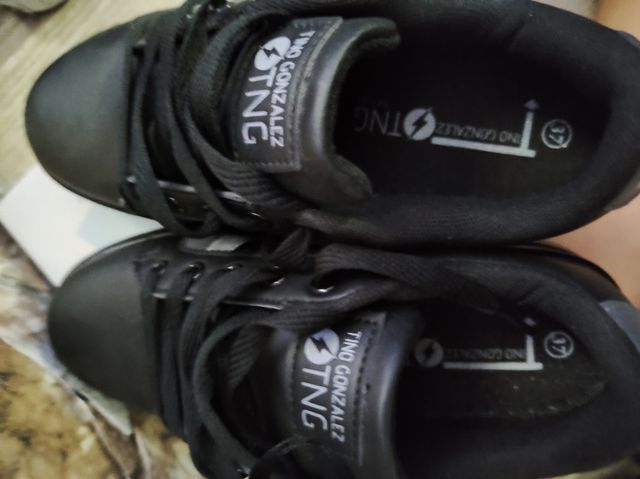 Zapatillas N.37 a estrenar