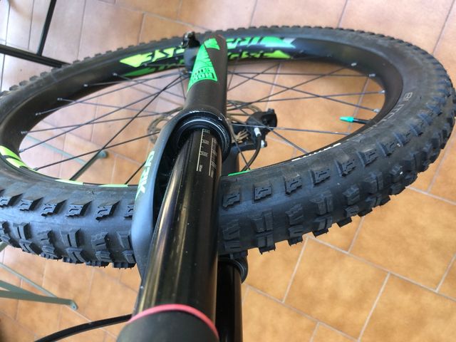 specialized kenevo expert ,talla m  1000km