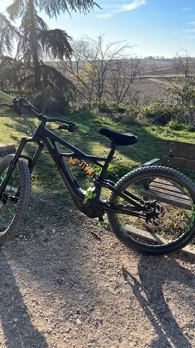 specialized kenevo expert ,talla m  1000km