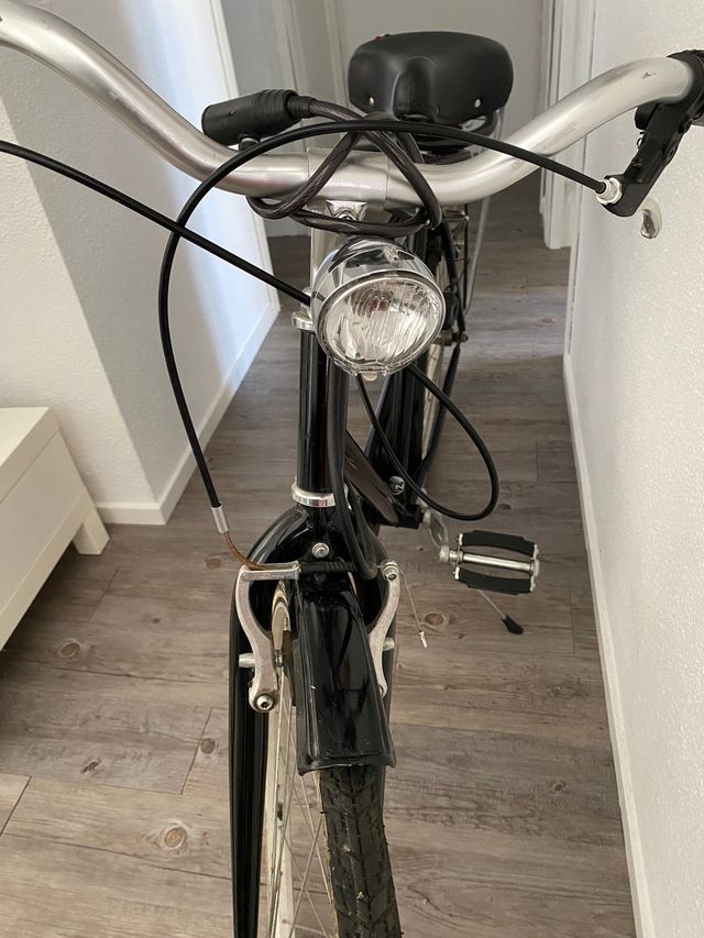 Bicicleta clásica negra