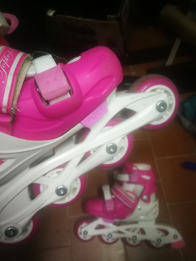 Patines y protecciones.