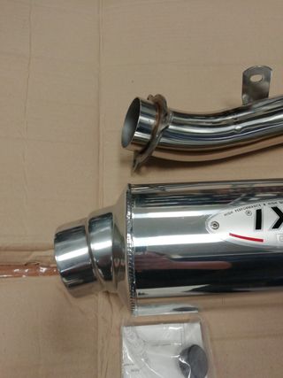 Escape IXIL Suzuki GSX 750 NAKED