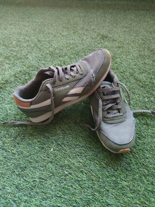 👟 Zapatillas Reebok Royal Classic T42