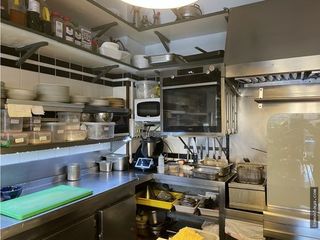 R - 6158900 Traspaso Bar C1 con terraza  Eixample
