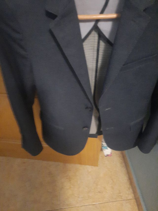 Chaqueta niño azul marino talla 9-10, no envío