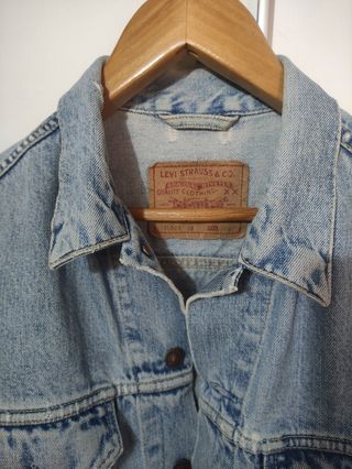Claqueta LEVIS 