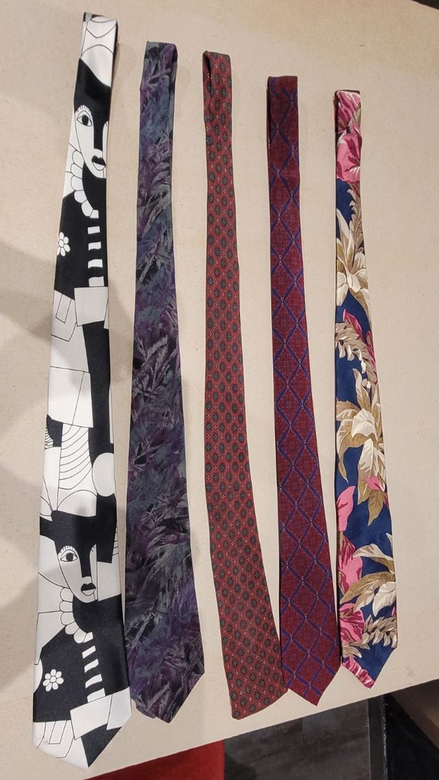 Corbatas varias