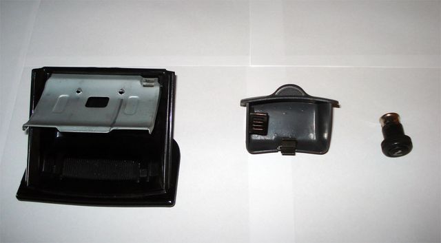 Daewoo Lanos: posacenere. Set completo