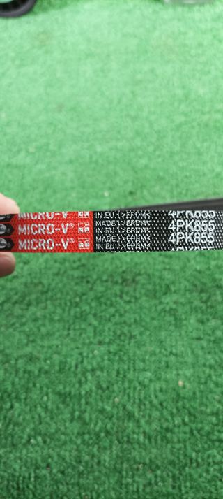 Gates K015PK1590 juego de correa trapezoidal acana