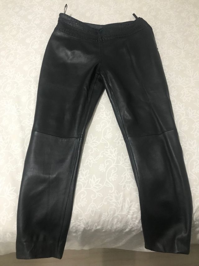 Pantalón chica piel