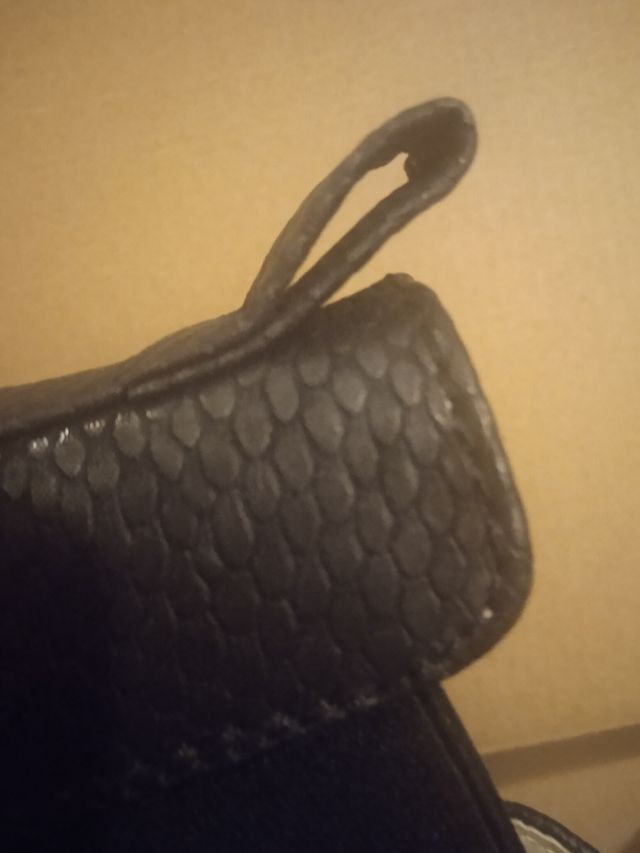 Botín elástico con plataforma. N°40. Unisex.