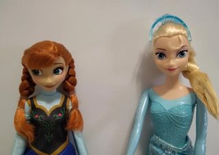 2 MUÑECAS COLECCION FROZEN ESDISNEY
