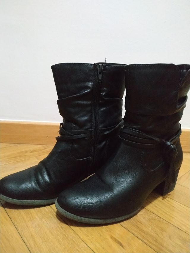 Botines negros