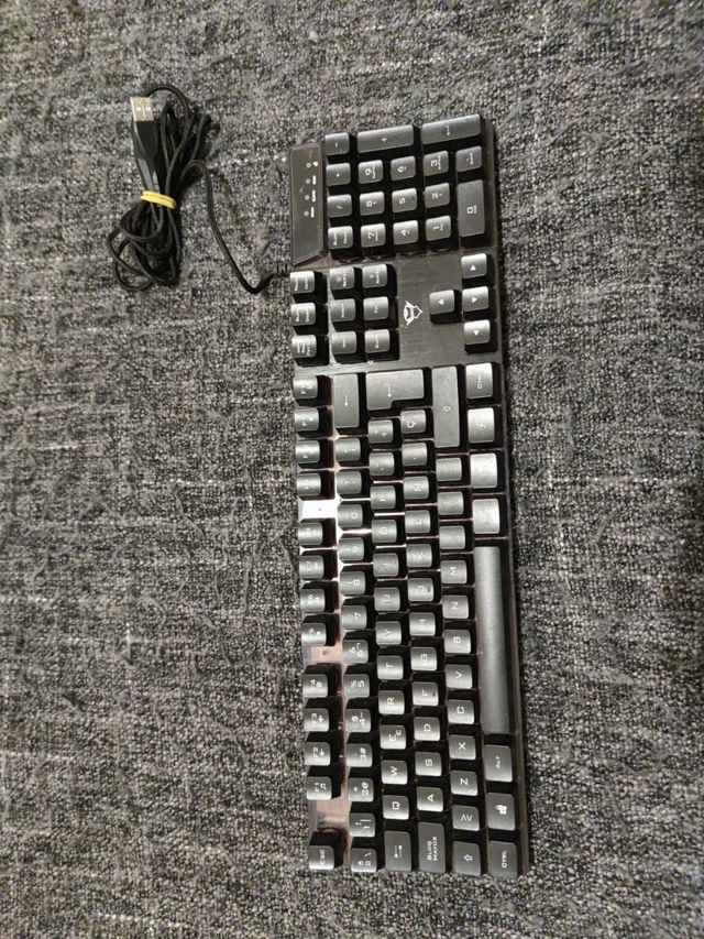 Teclado de membrana.