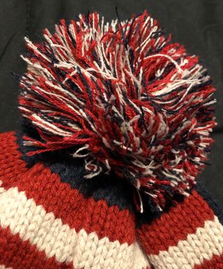 Sciarpa e cappello bandiere