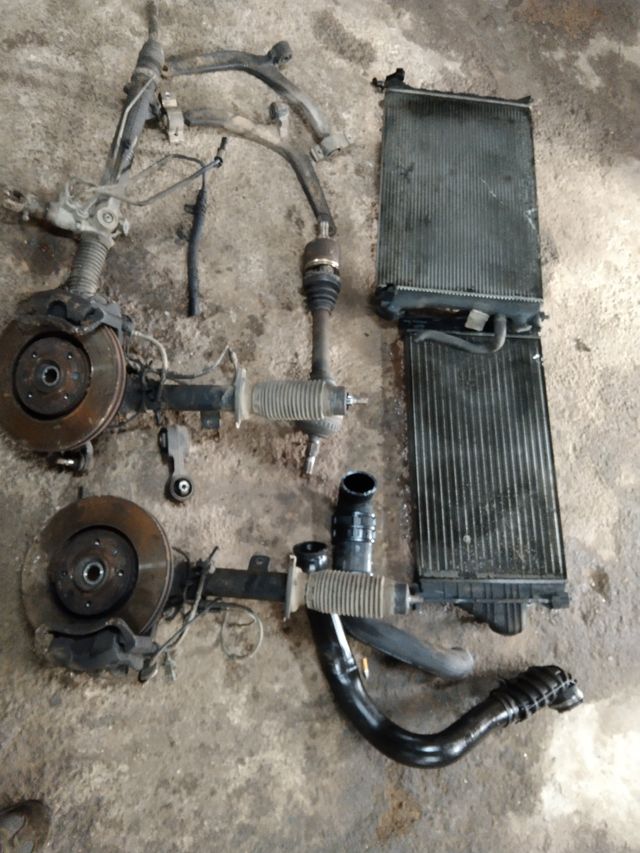 piezas de Peugeot 406 hdi 110