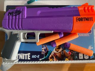 NERF PISTOLA PESADA DE FORTNITE