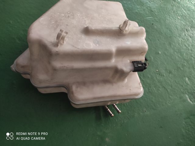 Depósito de limpiaparabrisas mercedes clase b W245