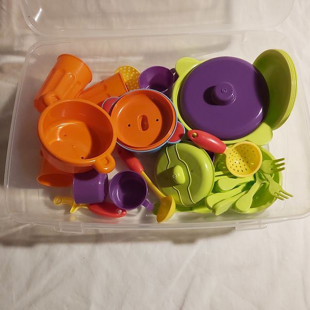 Maletin menaje juguete