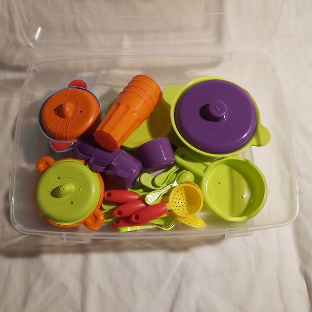 Maletin menaje juguete