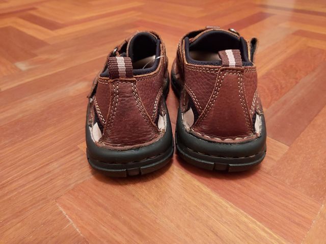Sandalias piel Dombi Talla 35 - NUEVAS