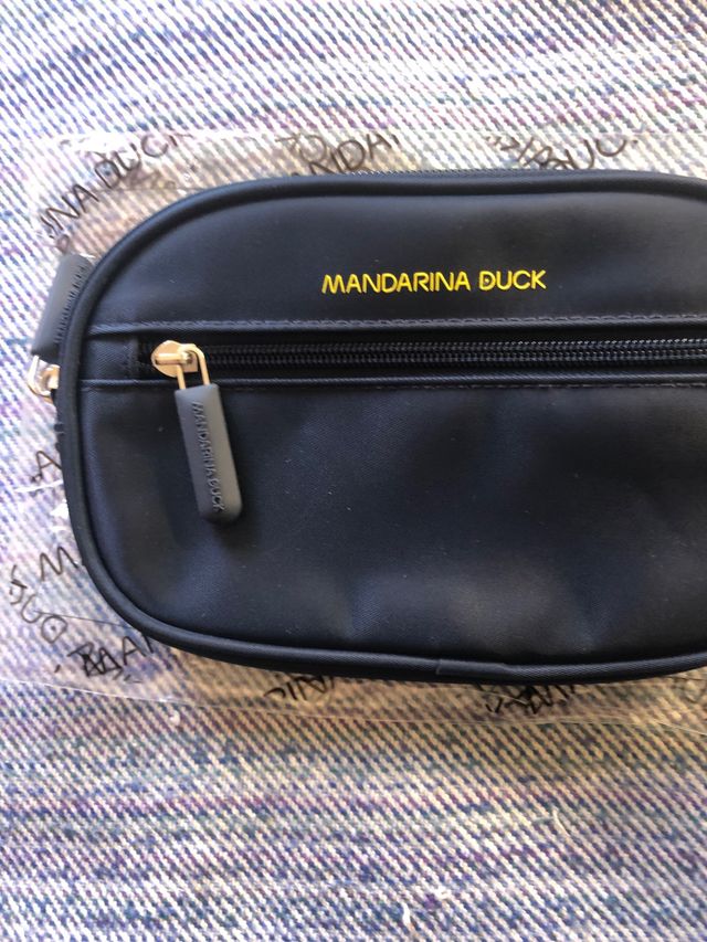 Pochette Mandarina Duck