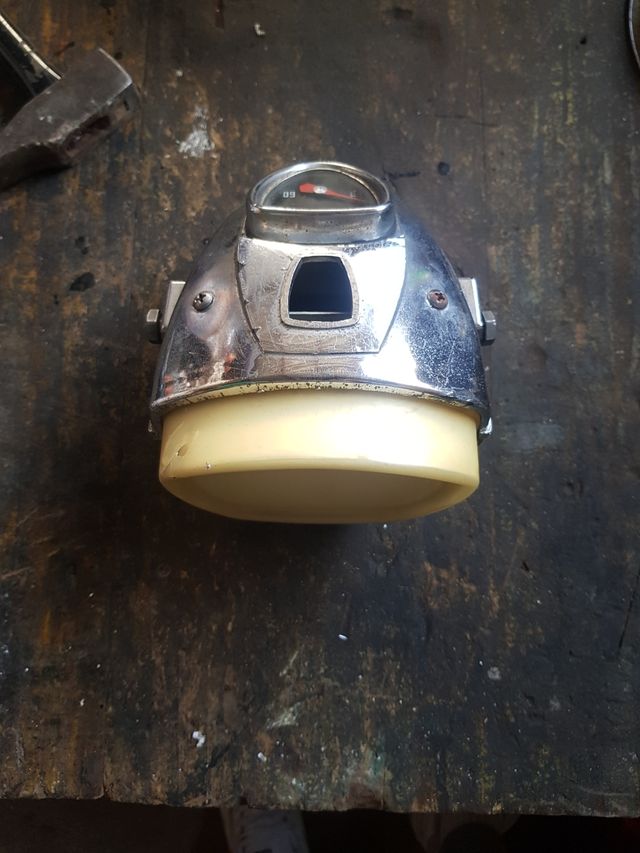 farol de mobilete 