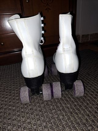 Patines 4 ruedas número 38