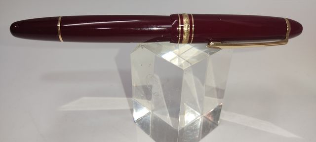 Montblanc meisterstuck 166. burdeos. Nuevo