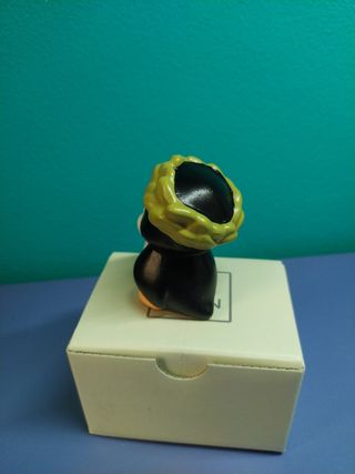 Pinguino laurea Egan