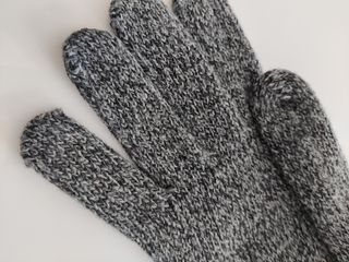 GUANTES DE PUNTO DE INVIERNO MARCA CARAMELO GRISES